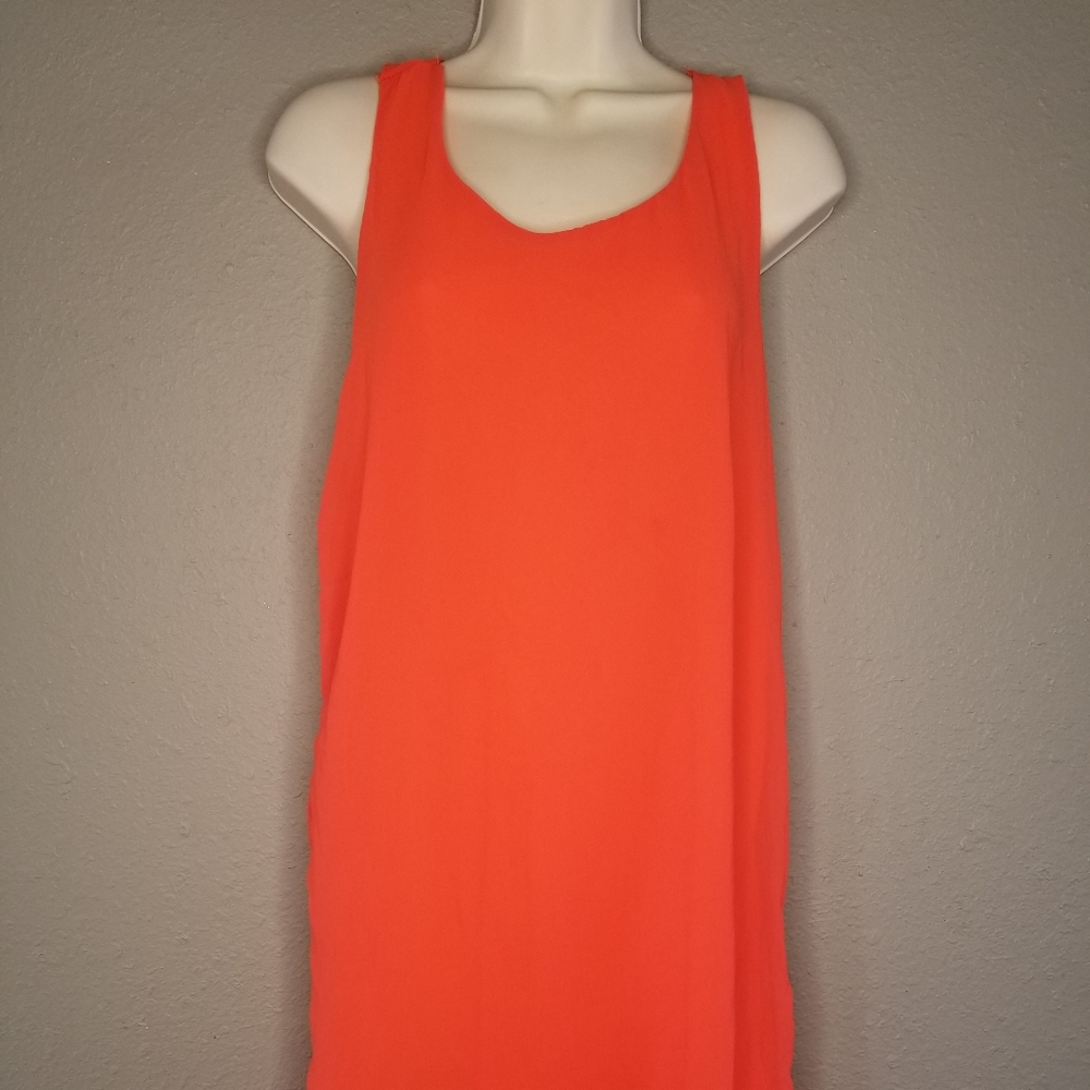Super cute flowy spring mini dress